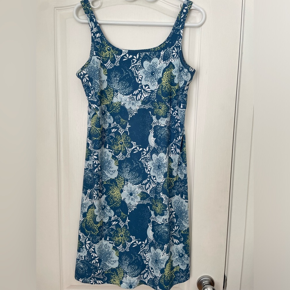 Columbia Omni Freeze dress sz L